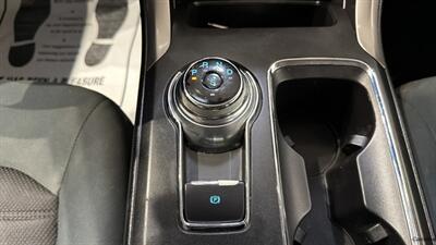 2017 Ford Fusion SE   - Photo 22 - Mesa, AZ 85201