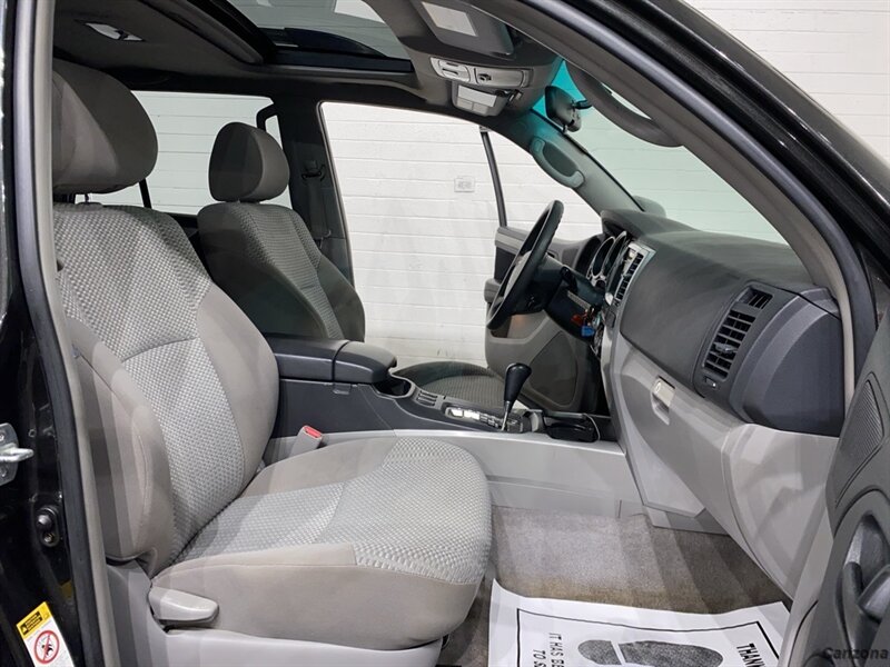 2006 Toyota 4Runner SR5 - Photo 12 - Mesa, AZ 85201