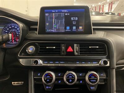 2020 Genesis G70 2.0T   - Photo 16 - Mesa, AZ 85201