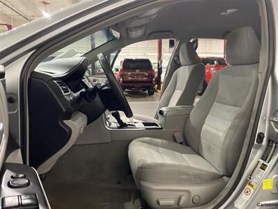 2016 Toyota Camry LE   - Photo 9 - Mesa, AZ 85201