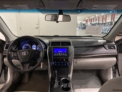 2016 Toyota Camry LE   - Photo 11 - Mesa, AZ 85201