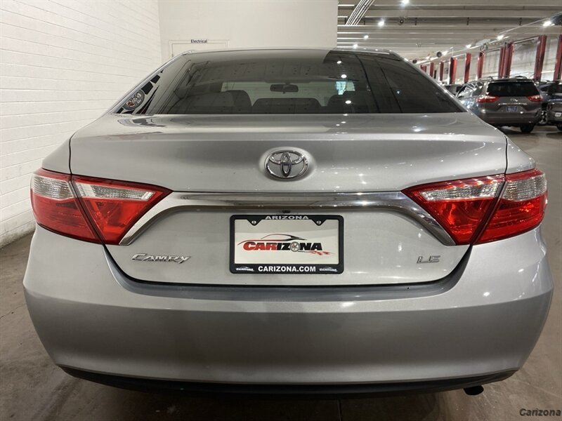 2016 Toyota Camry LE   - Photo 4 - Mesa, AZ 85201