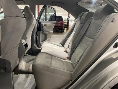 2016 Toyota Camry LE   - Photo 10 - Mesa, AZ 85201