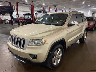 2011 Jeep Grand Cherokee Overland   - Photo 7 - Mesa, AZ 85201