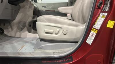 2011 Toyota Sienna XLE 8 Passenger   - Photo 20 - Mesa, AZ 85201