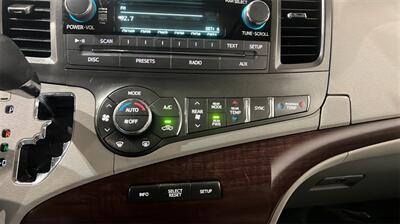 2011 Toyota Sienna XLE 8 Passenger   - Photo 28 - Mesa, AZ 85201