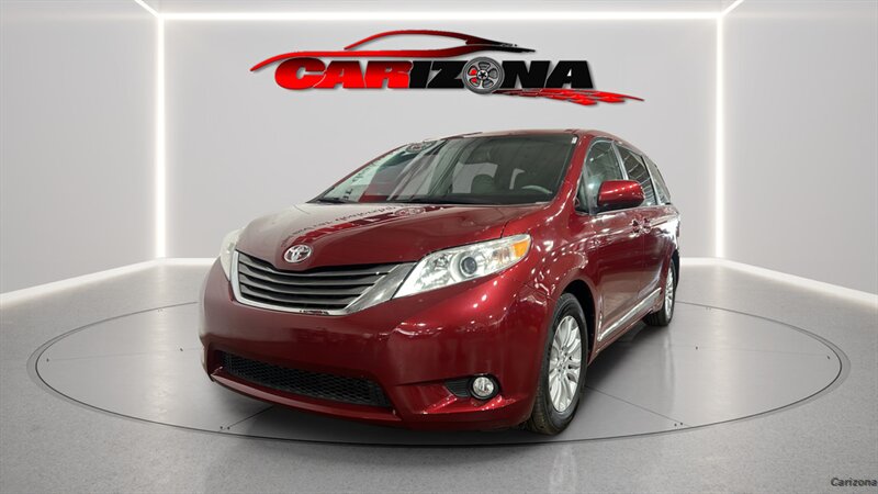 2011 Toyota Sienna XLE's photo