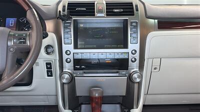 2011 Lexus GX 460   - Photo 14 - Mesa, AZ 85201