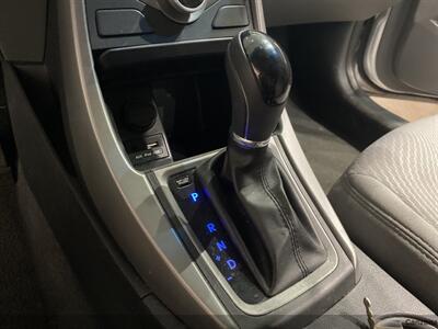 2015 Hyundai ELANTRA SE   - Photo 10 - Mesa, AZ 85201