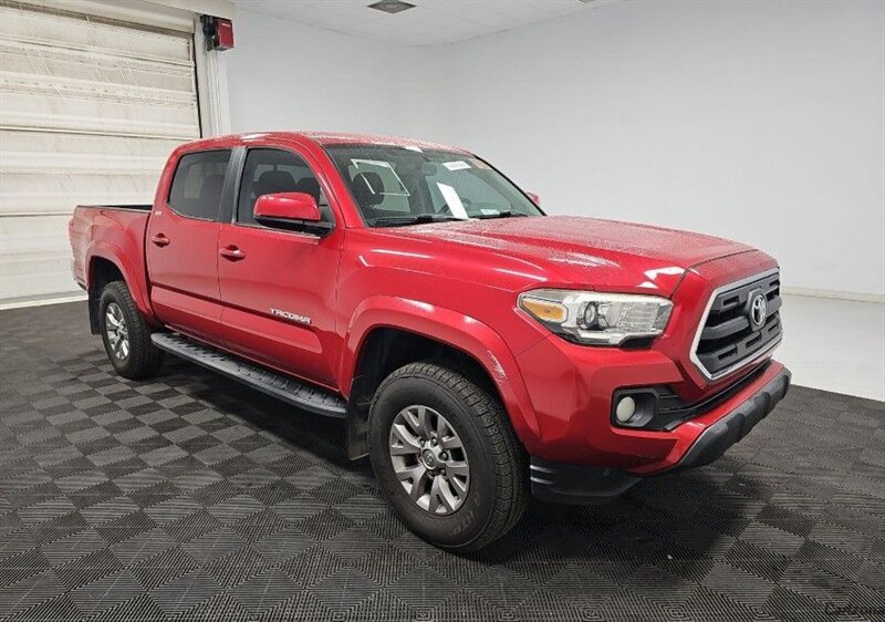 2016 Toyota Tacoma SR5 V6   - Photo 1 - Mesa, AZ 85201