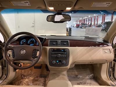 2009 Buick Lucerne CXL   - Photo 11 - Mesa, AZ 85201