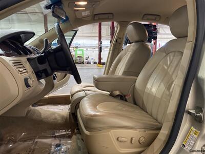 2009 Buick Lucerne CXL   - Photo 9 - Mesa, AZ 85201