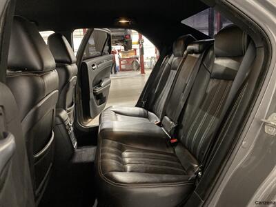 2019 Chrysler 300 Series S   - Photo 10 - Mesa, AZ 85201