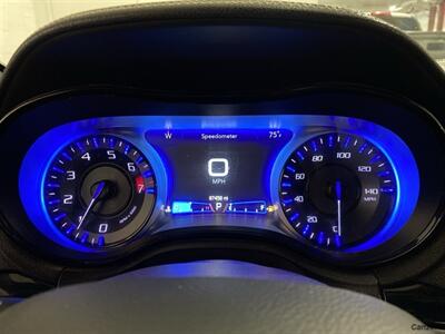 2019 Chrysler 300 Series S   - Photo 14 - Mesa, AZ 85201