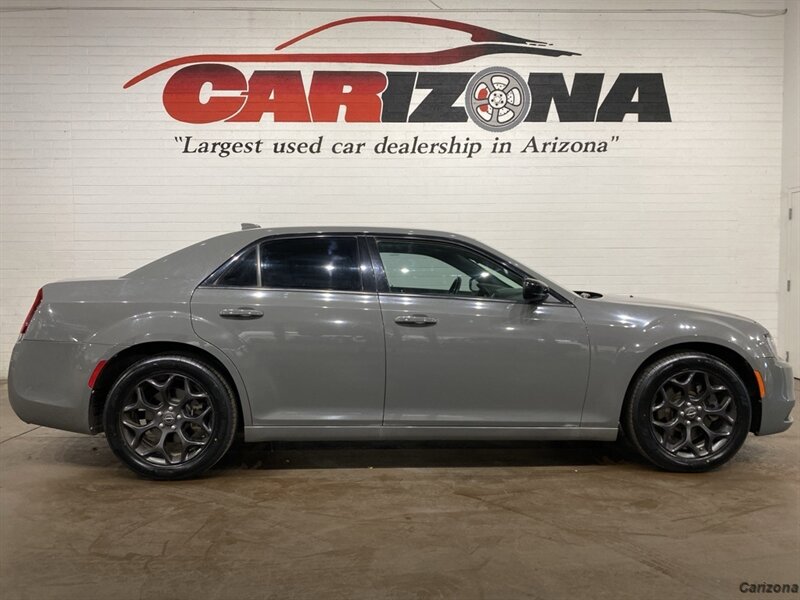 2019 Chrysler 300 S