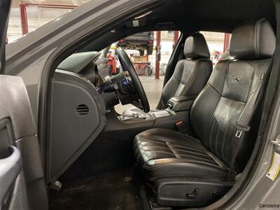 2019 Chrysler 300 Series S   - Photo 9 - Mesa, AZ 85201