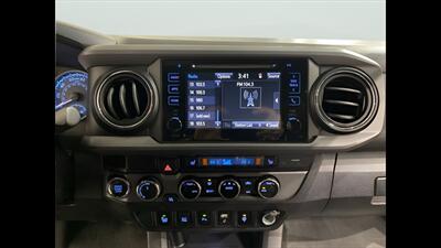 2016 Toyota Tacoma SR V6   - Photo 16 - Mesa, AZ 85201