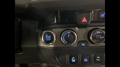 2016 Toyota Tacoma SR V6   - Photo 18 - Mesa, AZ 85201