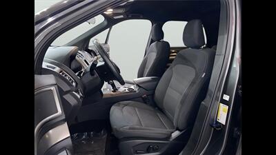 2019 Ford Explorer XLT   - Photo 10 - Mesa, AZ 85201