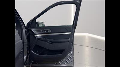 2019 Ford Explorer XLT   - Photo 12 - Mesa, AZ 85201