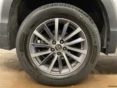 2017 Toyota Highlander XLE - Photo 23 - Mesa, AZ 85201