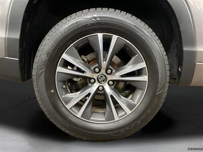 2017 Toyota Highlander LE Plus - Photo 17 - Mesa, AZ 85201