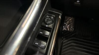 2019 Chevrolet Silverado 1500 LT   - Photo 18 - Mesa, AZ 85201