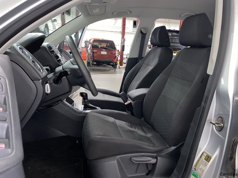 2012 Volkswagen Tiguan S - Photo 10 - Mesa, AZ 85201