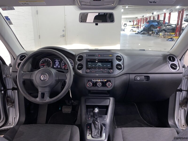 2012 Volkswagen Tiguan S - Photo 14 - Mesa, AZ 85201