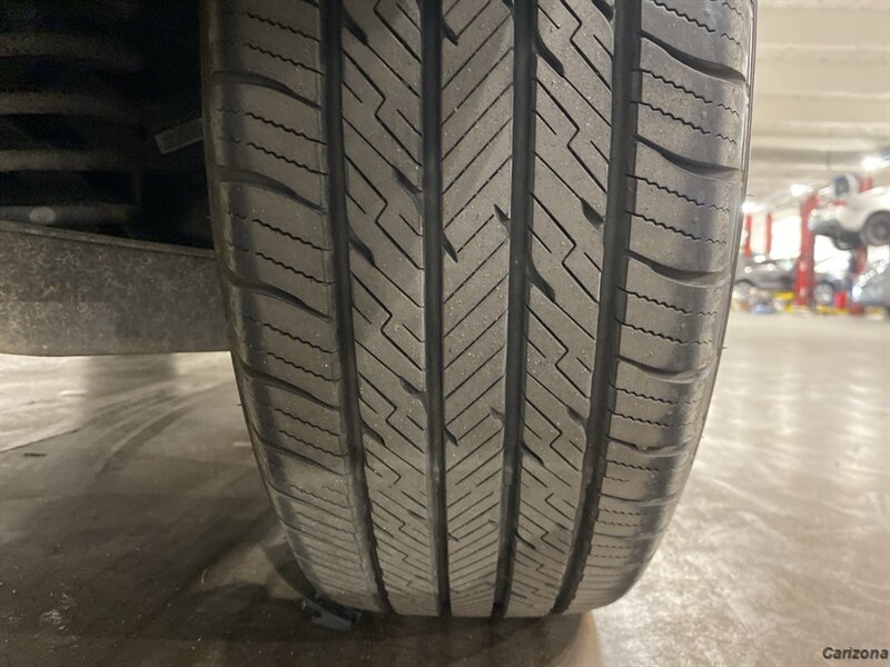 2012 Volkswagen Tiguan S - Photo 19 - Mesa, AZ 85201