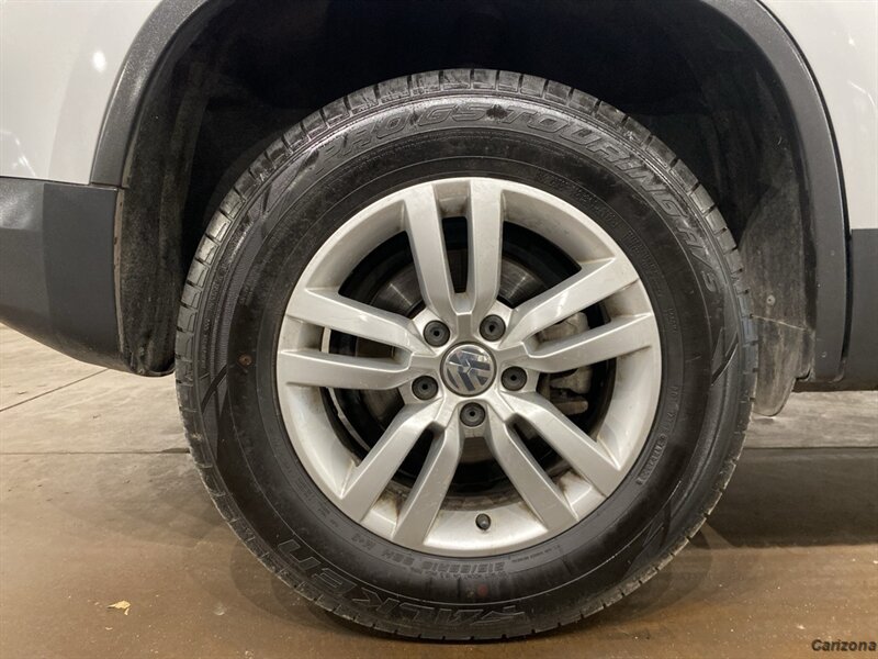 2012 Volkswagen Tiguan S - Photo 18 - Mesa, AZ 85201