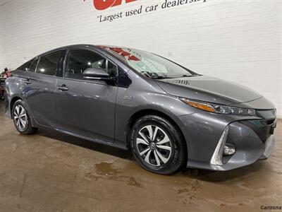 2017 Toyota Prius Prime Premium   - Photo 2 - Mesa, AZ 85201