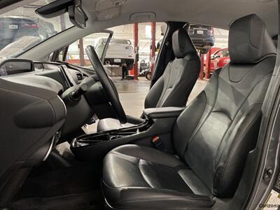 2017 Toyota Prius Prime Premium   - Photo 9 - Mesa, AZ 85201