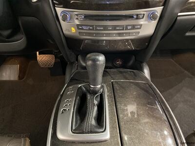 2013 INFINITI JX35 - Photo 15 - Mesa, AZ 85201