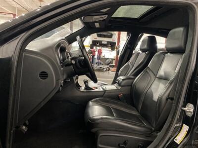 2019 Dodge Charger SXT   - Photo 9 - Mesa, AZ 85201