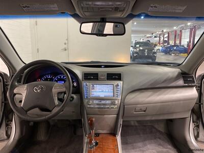 2011 Toyota Camry XLE V6   - Photo 11 - Mesa, AZ 85201
