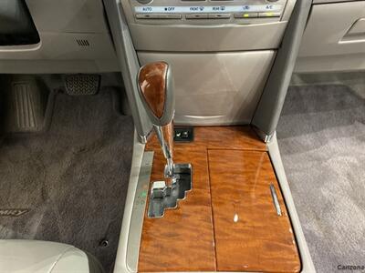 2011 Toyota Camry XLE V6   - Photo 14 - Mesa, AZ 85201