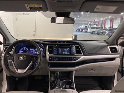 2019 Toyota Highlander LE   - Photo 11 - Mesa, AZ 85201