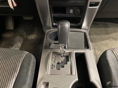 2016 Toyota 4Runner SR5   - Photo 15 - Mesa, AZ 85201