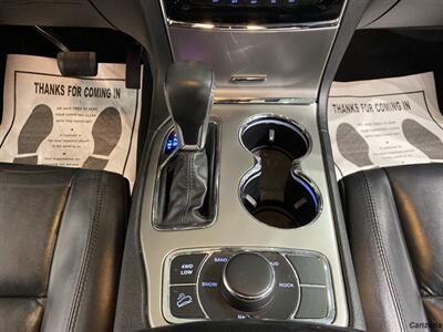 2019 Jeep Grand Cherokee Limited   - Photo 14 - Mesa, AZ 85201