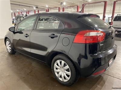 2013 Kia Rio 5-Door LX   - Photo 6 - Mesa, AZ 85201