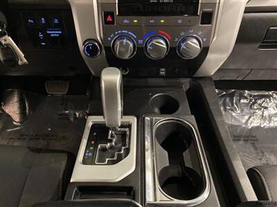 2016 Toyota Tundra SR5   - Photo 13 - Mesa, AZ 85201