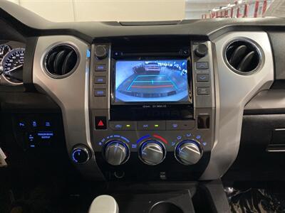 2016 Toyota Tundra SR5   - Photo 14 - Mesa, AZ 85201
