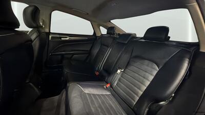 2018 Ford Fusion SE   - Photo 32 - Mesa, AZ 85201