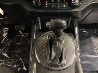 2013 Kia Sportage LX   - Photo 14 - Mesa, AZ 85201