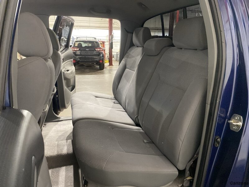 2006 Toyota Tacoma PreRunner V6 - Photo 10 - Mesa, AZ 85201