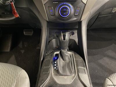 2017 Hyundai SANTA FE SE - Photo 18 - Mesa, AZ 85201