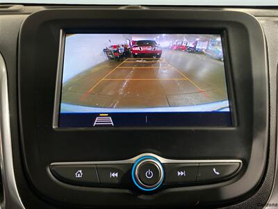 2020 Chevrolet Equinox LT   - Photo 18 - Mesa, AZ 85201