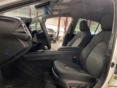 2018 Toyota Camry LE   - Photo 9 - Mesa, AZ 85201