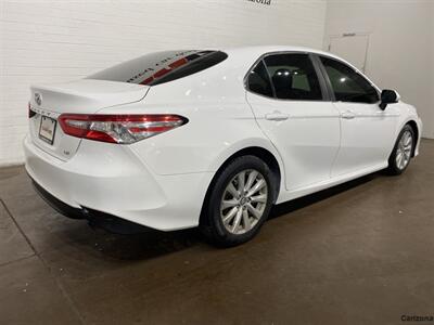 2018 Toyota Camry LE   - Photo 3 - Mesa, AZ 85201